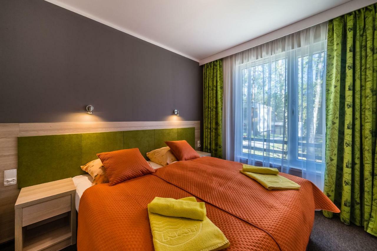Hotel *** Nat Krynica Morska Exterior foto